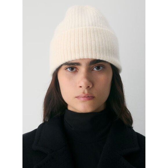 Aritzia BABATON LiteLuxe Birch Ribbed Cashmere Knit Beanie Toque Hat, One Size - Picture 11 of 12